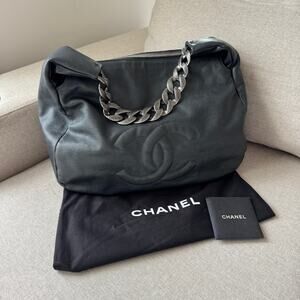 CHANEL Black Caviar 31 Hobo Leather Chunky Chain Link Handle Logo Shoulder Bag